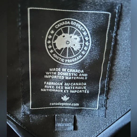 Canada Goose Wyndham Parka Black Label
